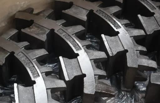 Shell mold cast mining screen tooth
