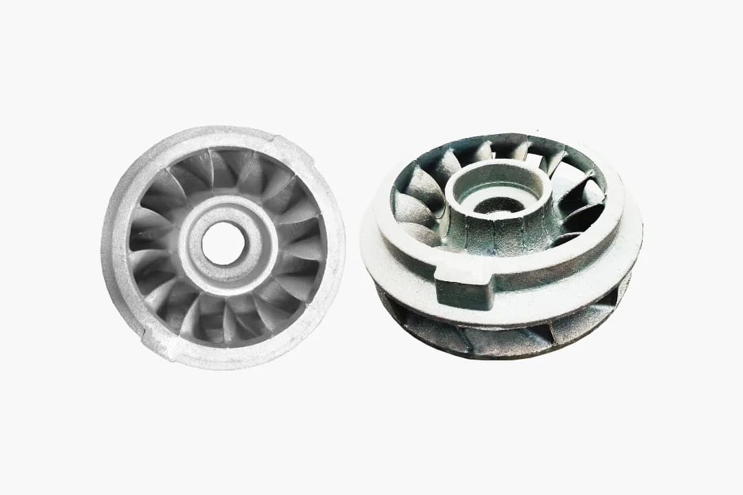 42CrMo alloy steel torque converter pump wheel casting for locomotive hydraulic transmission systems.