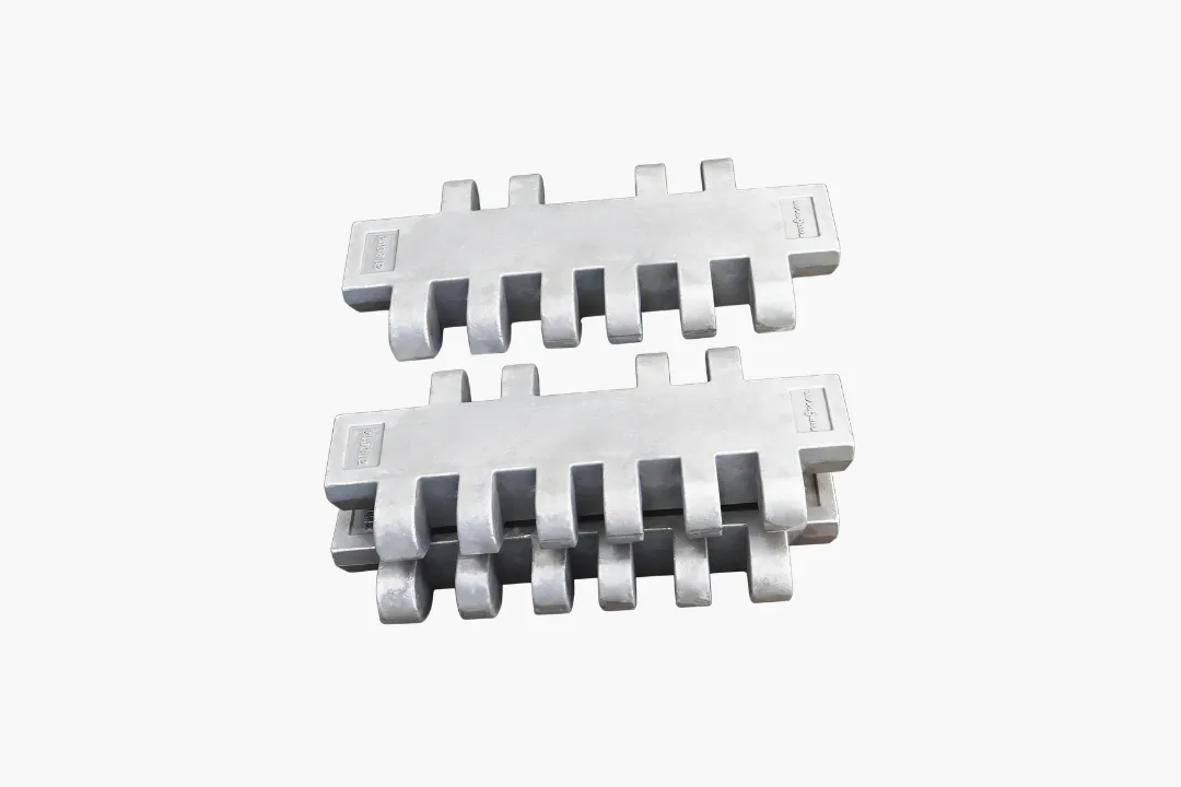 42CrMo low alloy steel track shoe casting with CT6 CT7 precision