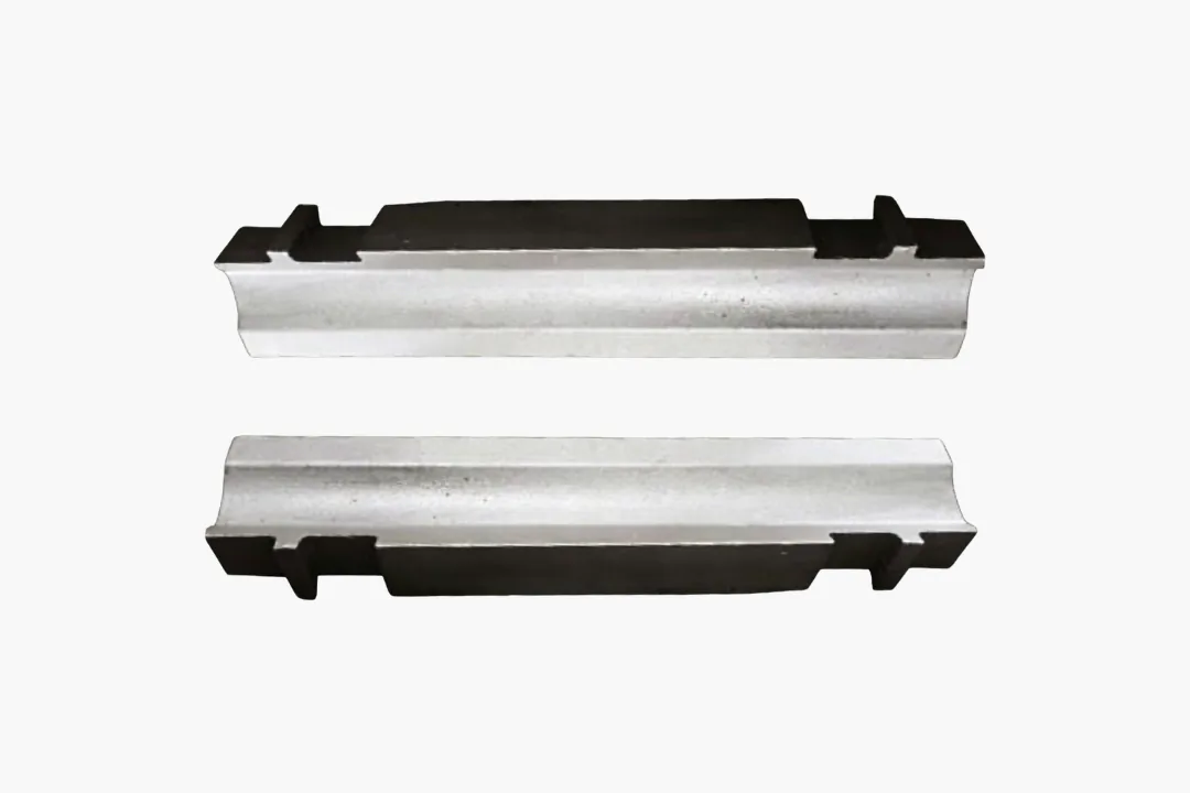 High-chrome cast iron blow bar for HSI impact crusher